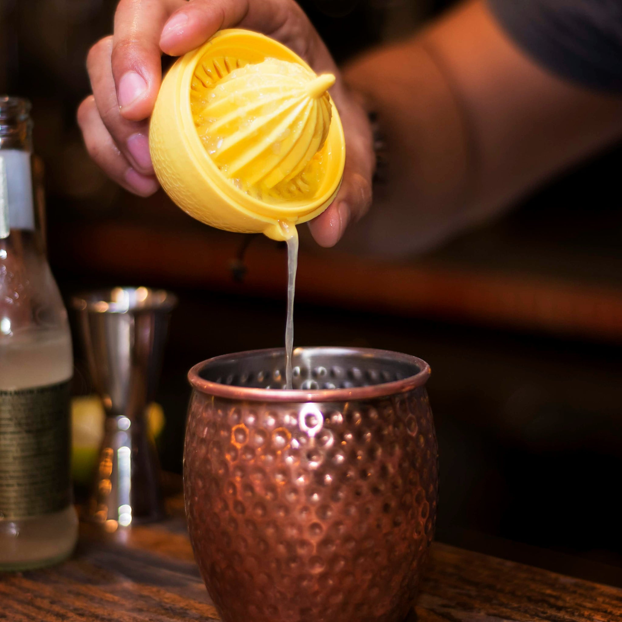 Easy Gin Fizz Cocktail Recipe