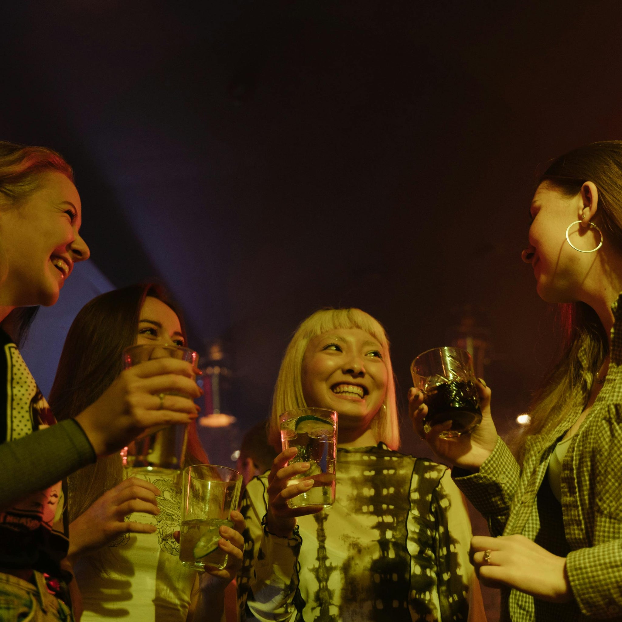 What Does Gin Taste Like? (From Professional Distillers)